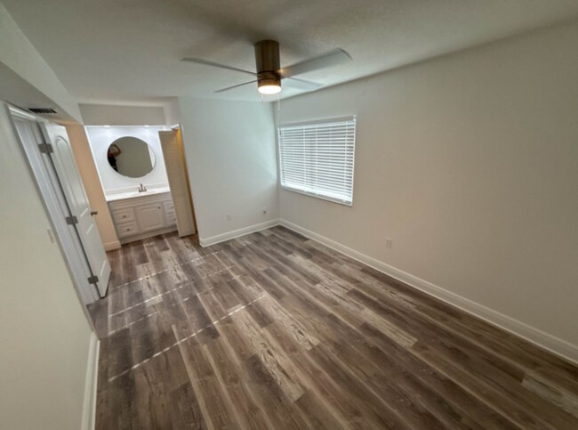 Building Photo - 2209 Belleair Rd