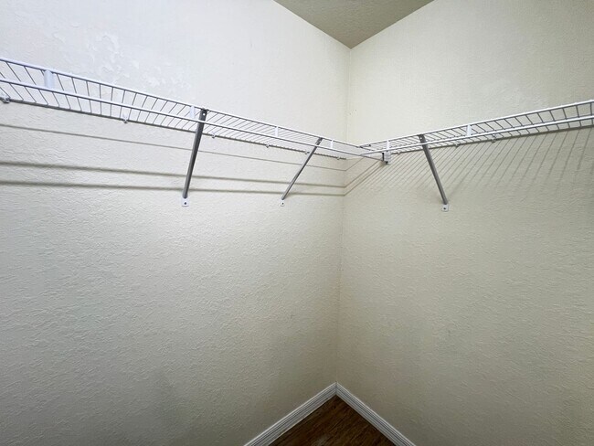 Building Photo - Beautiful 3 BD/2BA Home in Beautiful Ocala!!!