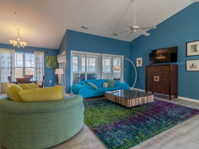 Primary Photo - YEAR ROUND RENTAL- FURNISHED - 3 BEDROOM CONDO - WOODS COVE