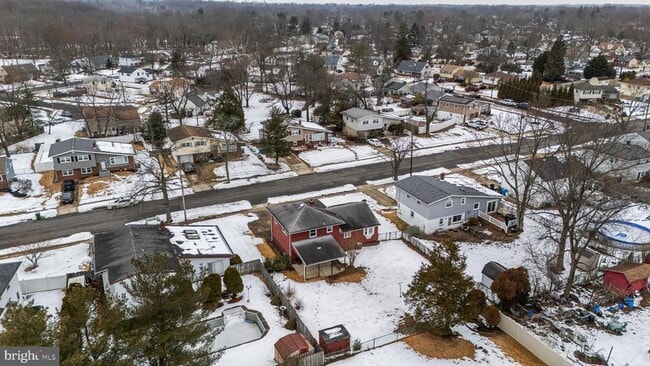 Building Photo - 154 Valleybrook Rd E