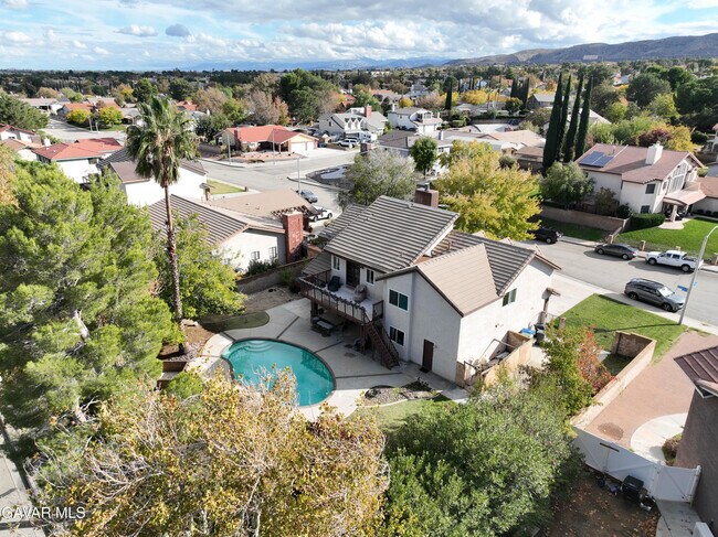 Building Photo - 5641 Hickory St