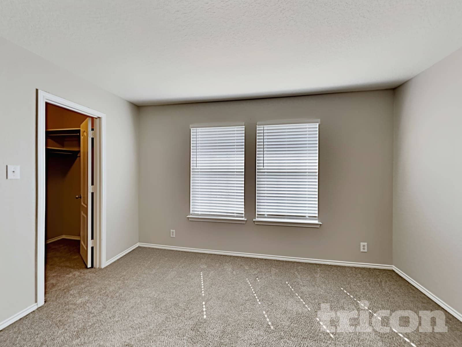 Building Photo - 8034 Cavern Hill