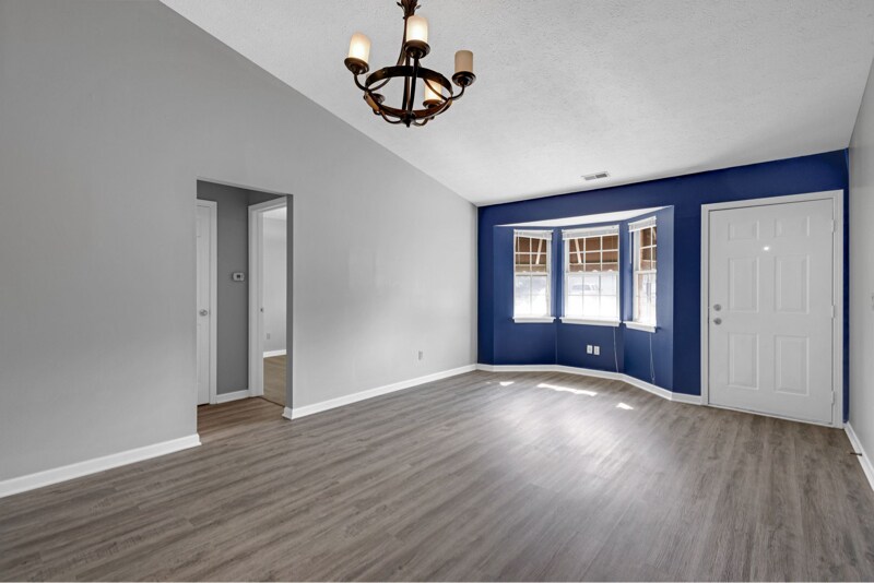 Building Photo - 4211 Medina Way