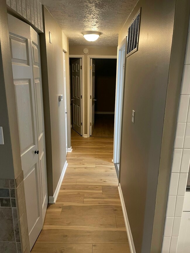 Building Photo - 6630 Cordova Dr