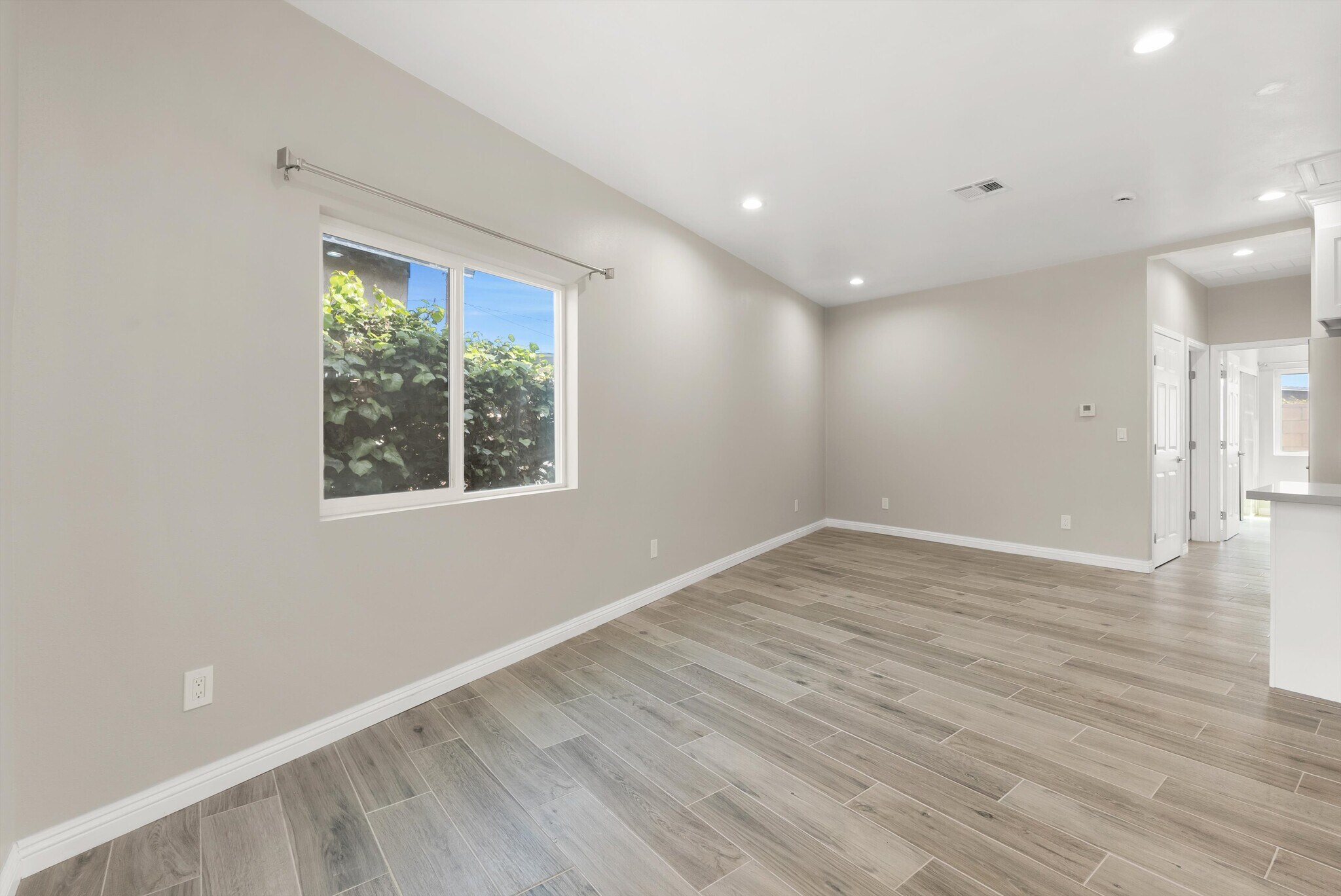 Building Photo - 10508 Mattock Ave