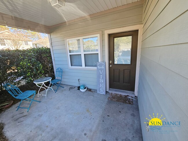 Building Photo - Charming 3 Bedroom Home in Plantation at S...