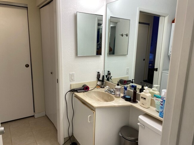 Building Photo - South Pointe Kihei Two Bedroom