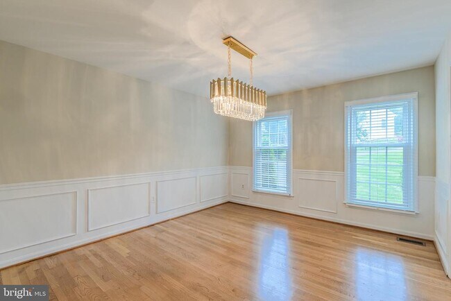 Building Photo - 3180 Rivanna Ct