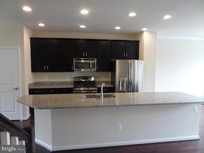 Building Photo - 43348 Polenta Terrace