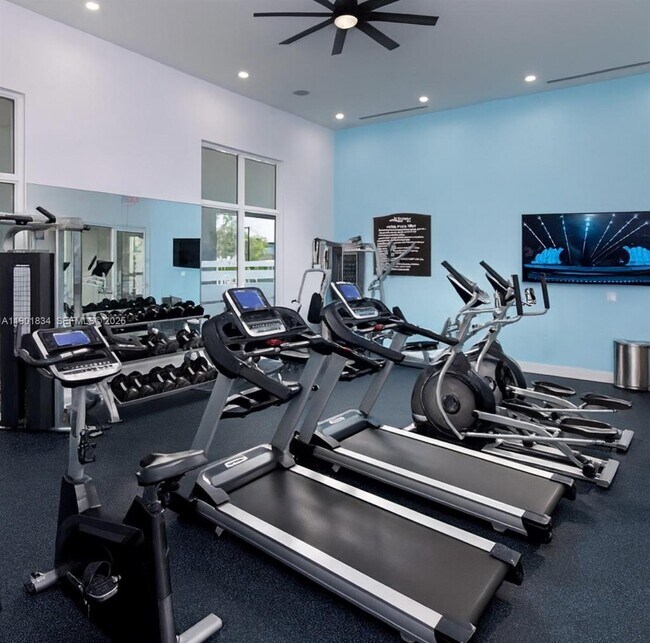 Building Photo - 2664 SE 19th St