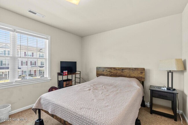 Building Photo - Newly Painted 2 Bed Townhome In Carolina Forest!