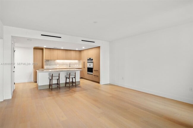 Building Photo - 1176 97th St