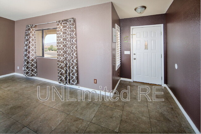 Building Photo - 2068 Palo Verde Blvd S