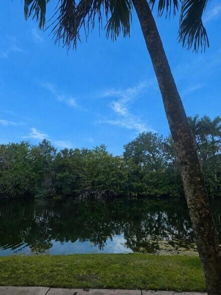 Building Photo - 3680 N 56th Ave