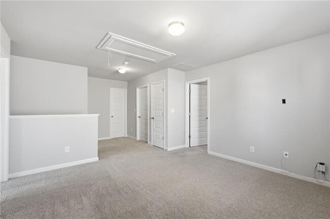 Building Photo - 3237 Cedar Crest Way