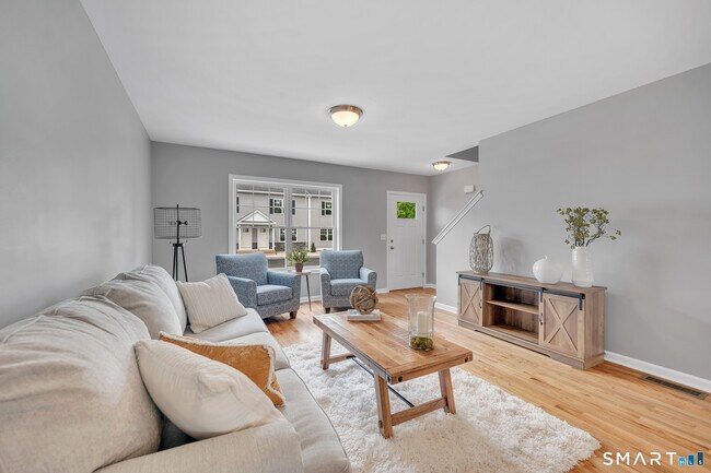 Building Photo - 88 Woodhouse Ave