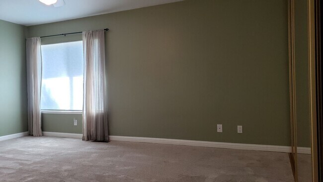 Building Photo - Charming 3BR/2BA Single-Family Home in Desirable Pleasanton Neighborhood!