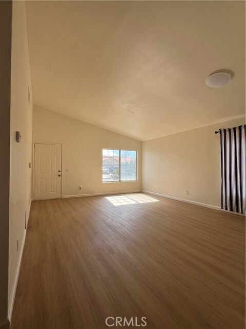 Building Photo - 10966 Willow Ln