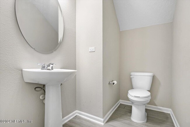 Building Photo - 70 Stargaze Ln