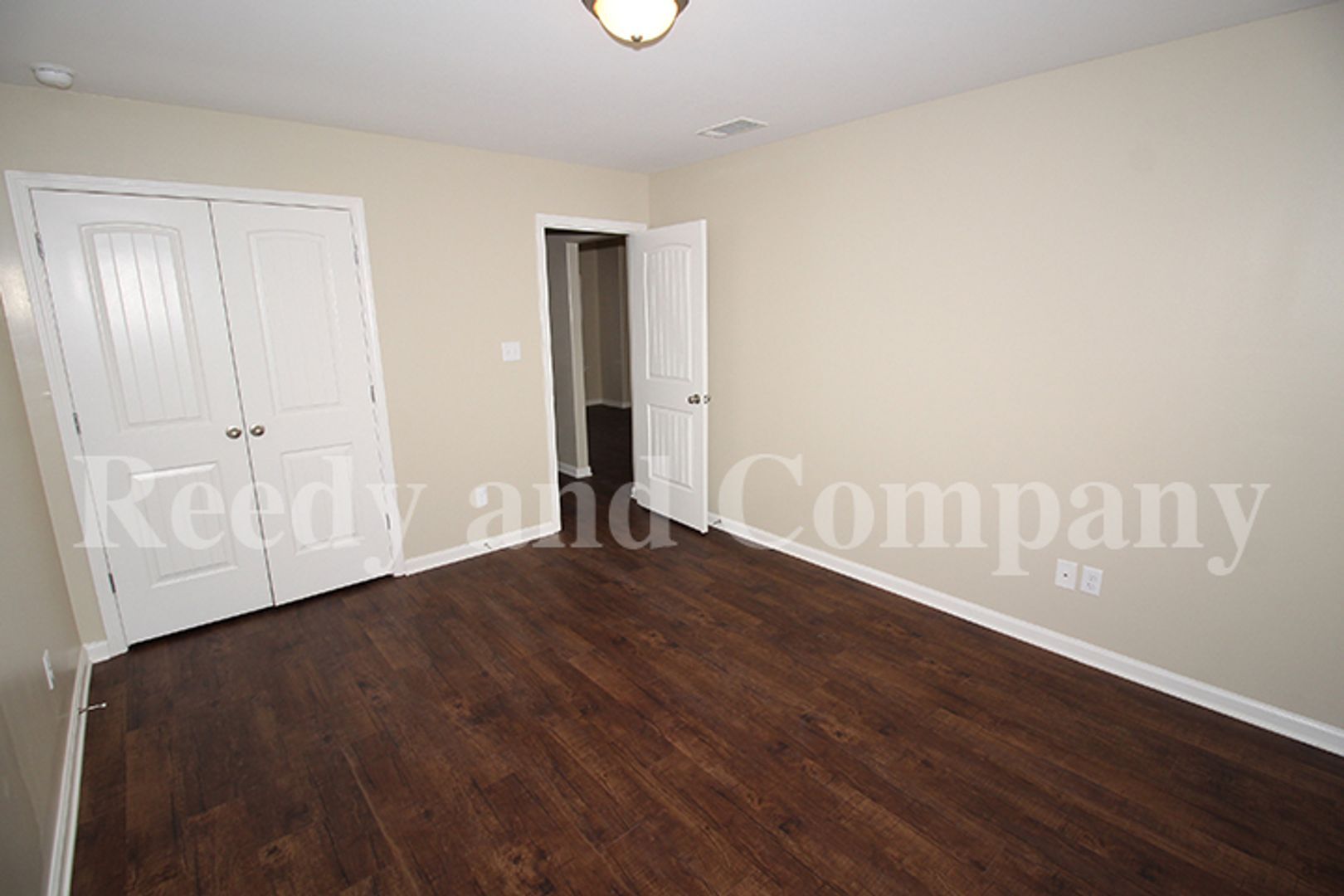 Building Photo - 5023 Acorn Dr