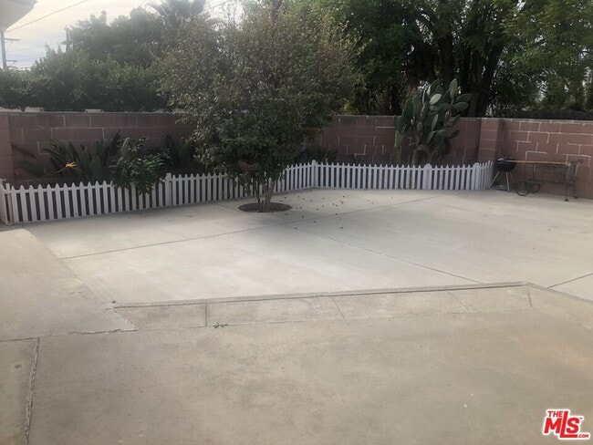 Building Photo - 8159 Aldea Ave