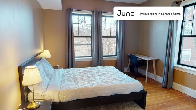 Primary Photo - Private bedroom in 4 bed/2 bath Home