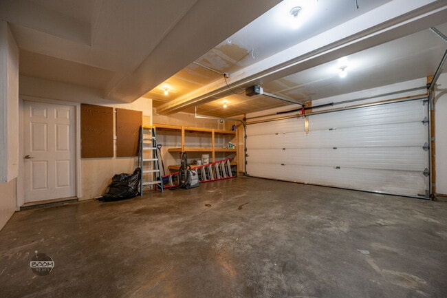Building Photo - 20456 Granite Park Cir