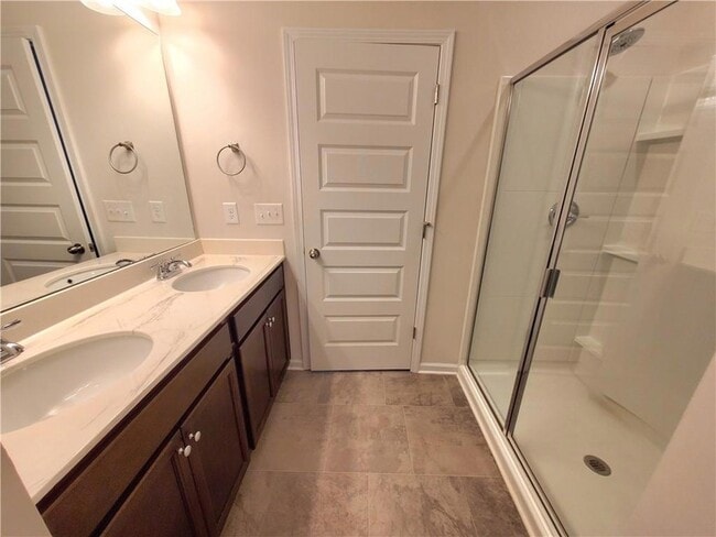 Building Photo - 143 Sawgrass Dr