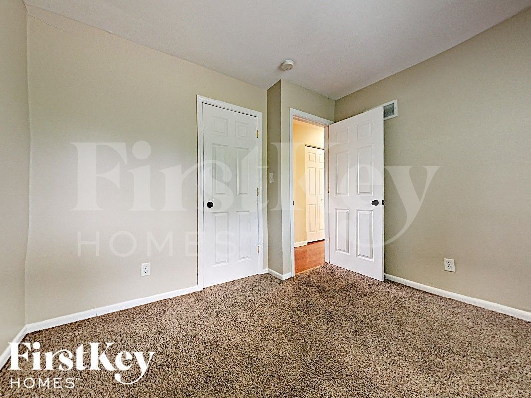 Building Photo - 1154 Rathbone Ave