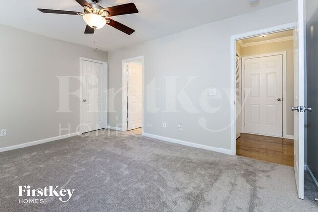 Building Photo - 5113 Benjamin Ct