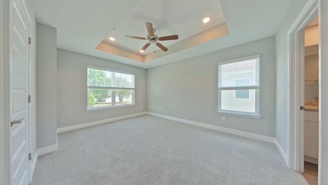 Building Photo - 840 Fairview Dr