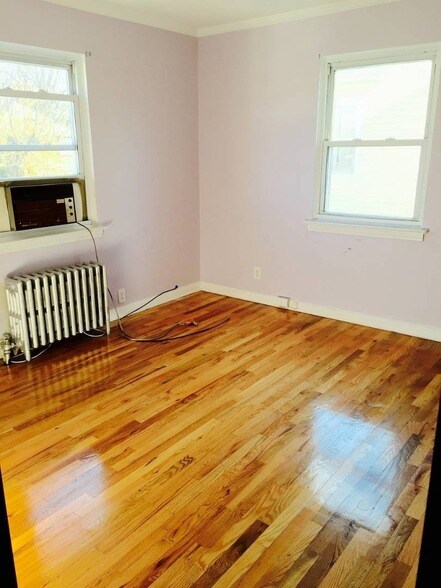 Building Photo - 69-51 181st St