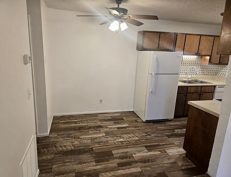 Building Photo - 1600 Big Tree Rd