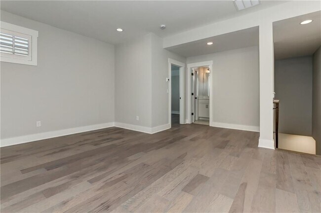 Building Photo - 1007 Fendley St
