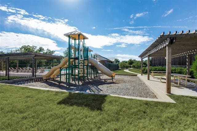 Building Photo - 701 Cherrywood Dr