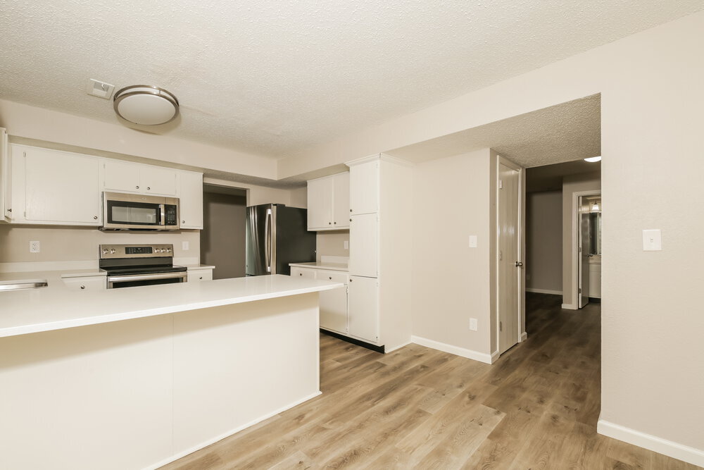 Building Photo - 649 Meadows Edge Ln