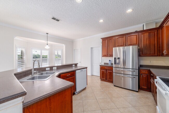 Building Photo - 14644 Cableshire Way