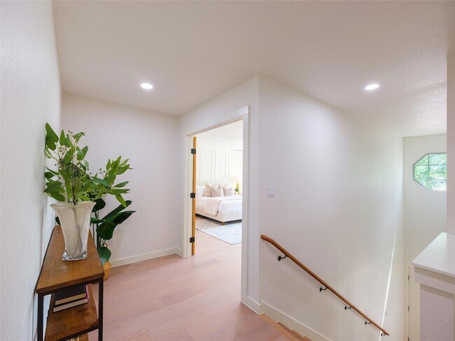 Building Photo - 11224 Pickard Ln