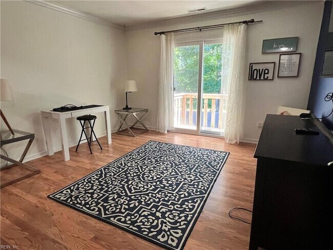 Building Photo - 606 Ocean Lakes Dr