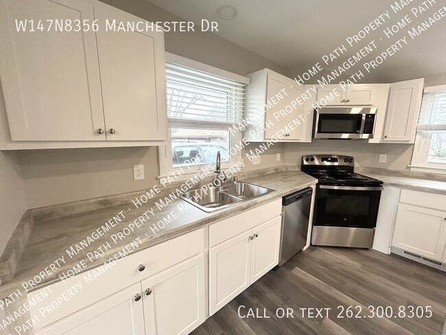 Building Photo - W147N8356 Manchester Dr