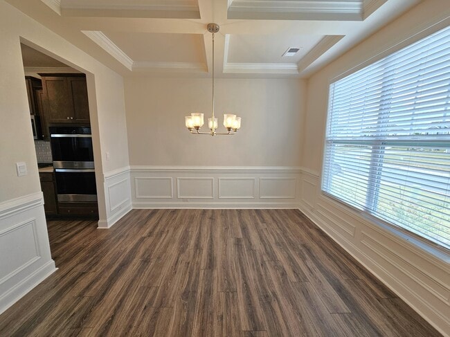 Building Photo - 5451 Cherwell Ave