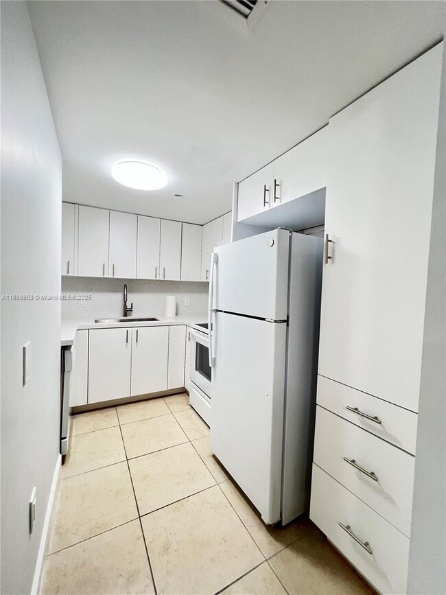 Building Photo - 1060 NW 7th St