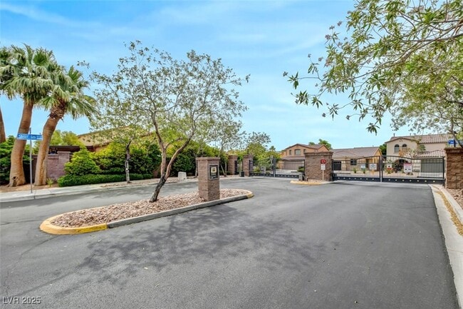 Building Photo - 4317 Desert Park Ave
