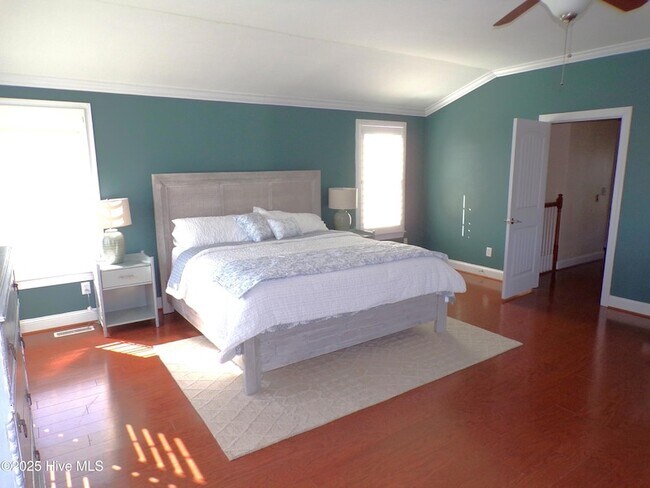 Building Photo - 42 Harbor Village Terrace