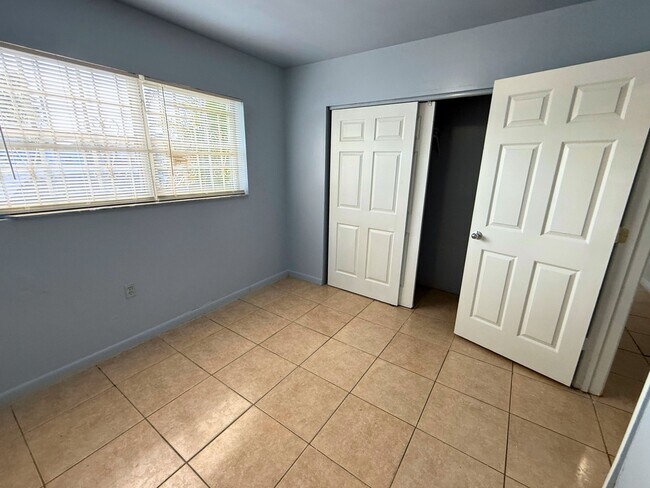 Building Photo - 17231 NW 37th Ave