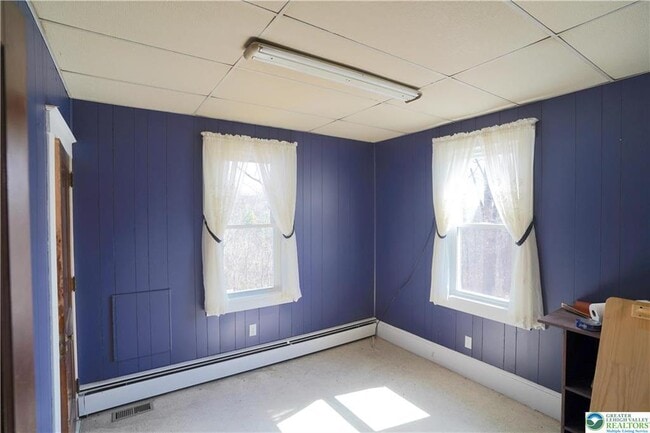 Building Photo - 655 Birch Dr