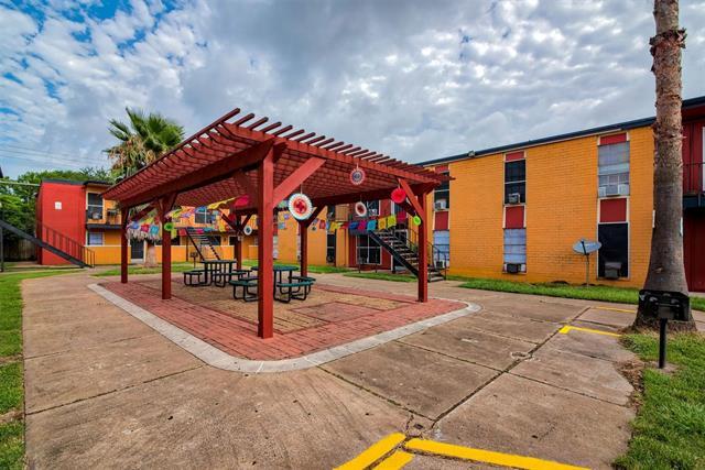 Building Photo - 4300 Shaver St