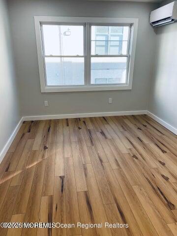 Building Photo - 407 8th Ave