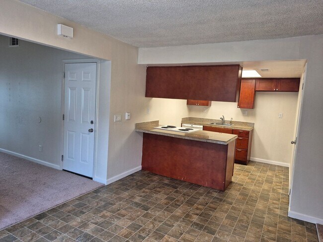 Building Photo - 3926001/70