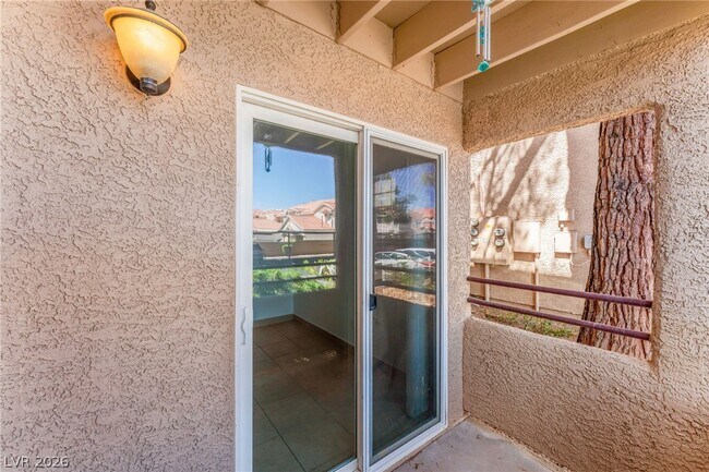 Building Photo - 9325 W Desert Inn Rd